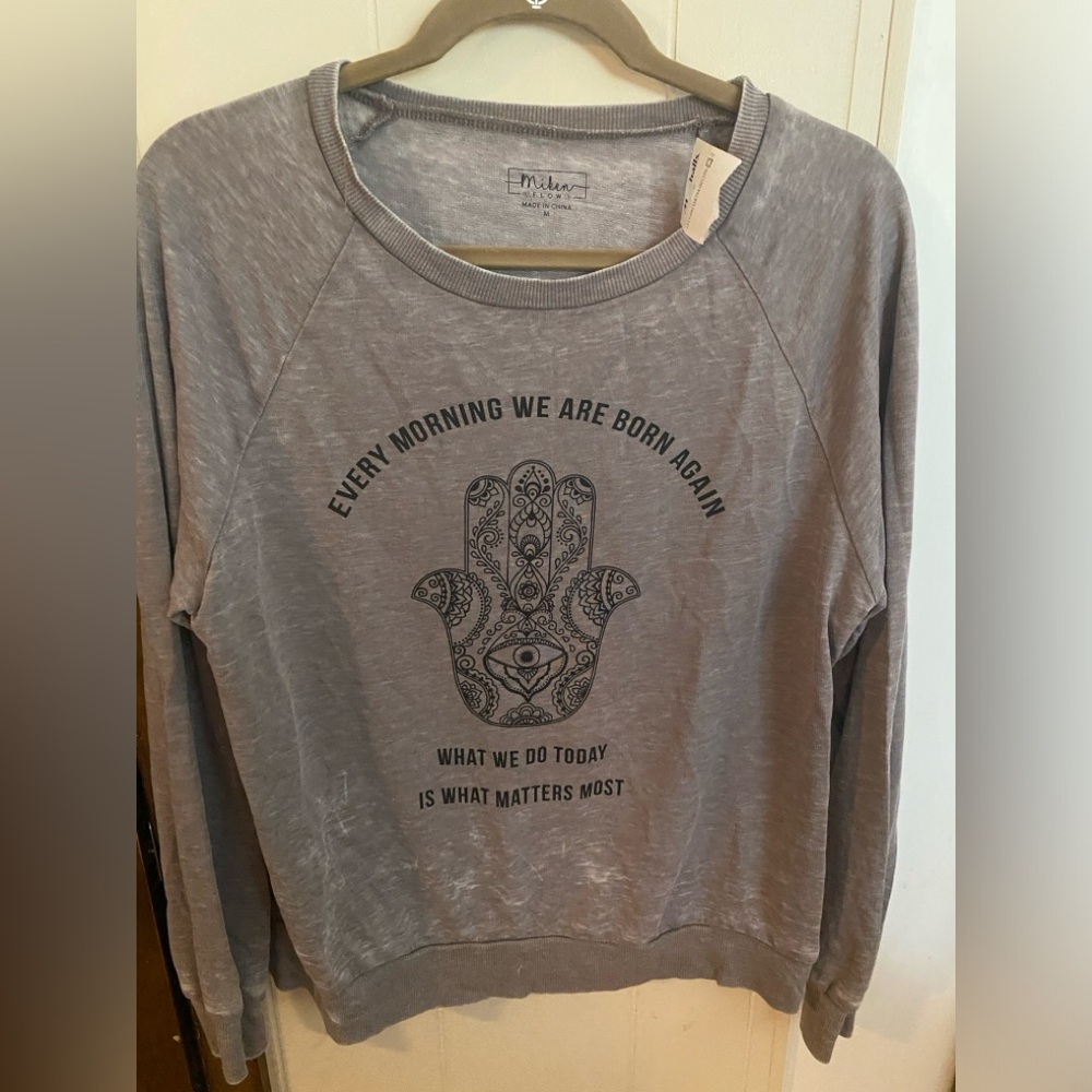 NWT Miken Flow long sleeve shirt